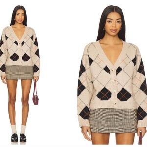Chic Argyle Button-Up Cardigan - Beige and Black